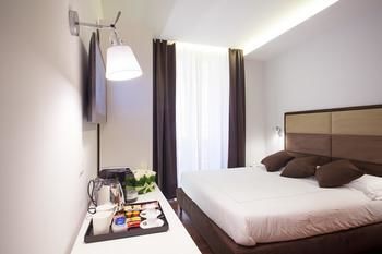 Bed & Breakfast La Dolce Vita Rome